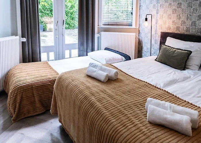 Апартаменты Garden View Center Hendrik